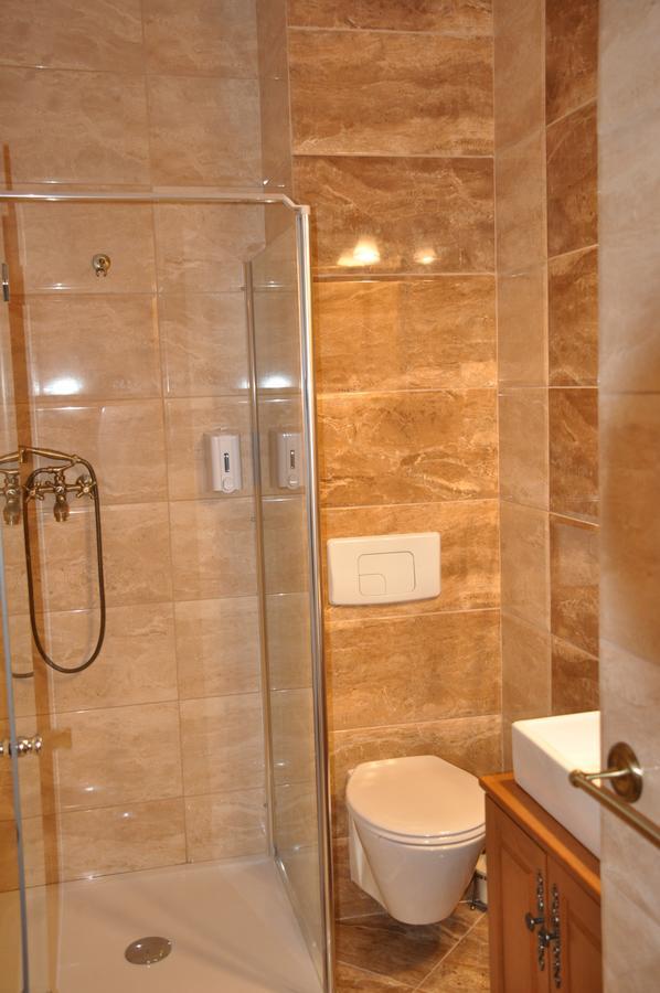 Vila Anna Malnas Bai Extérieur photo