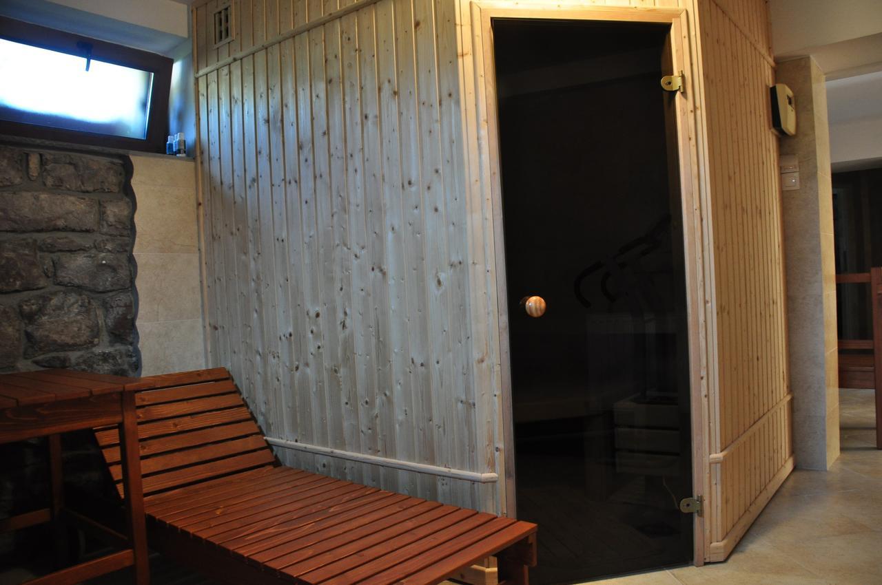 Vila Anna Malnas Bai Extérieur photo
