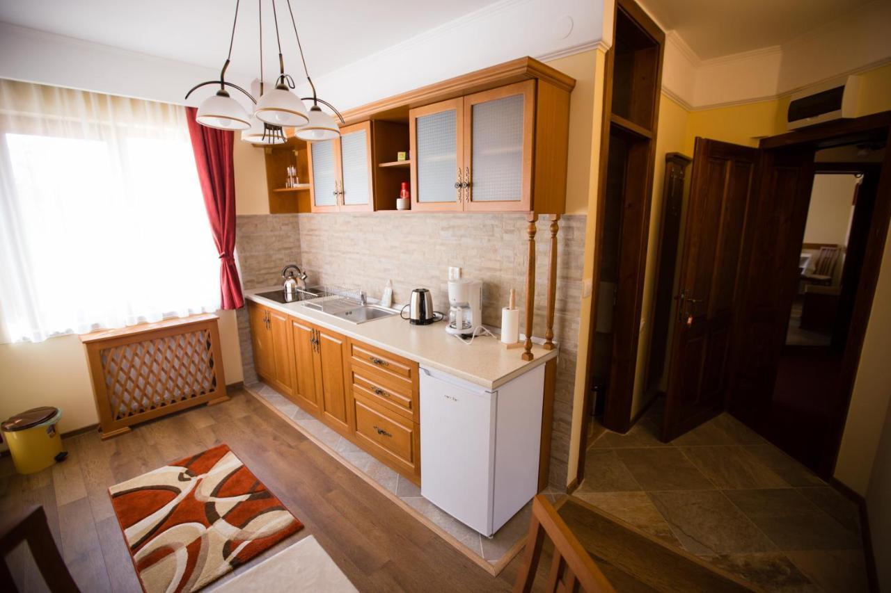 Vila Anna Malnas Bai Extérieur photo