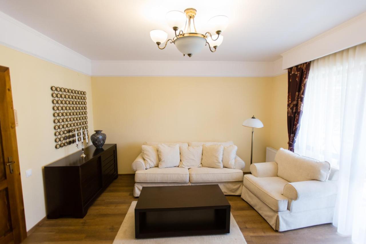 Vila Anna Malnas Bai Extérieur photo