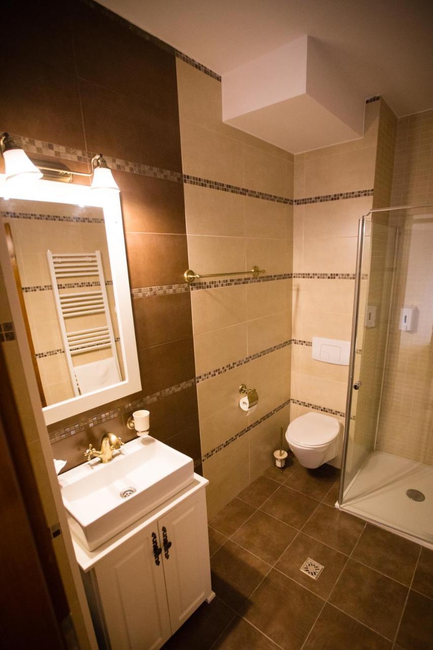 Vila Anna Malnas Bai Extérieur photo